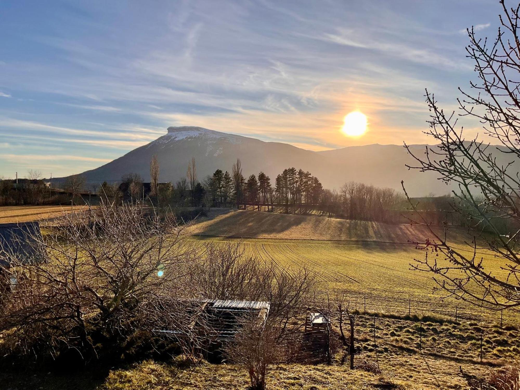 Le Sanctuaire Des Cimes Etoilees Lejlighed La Roche-des-Arnauds Eksteriør billede